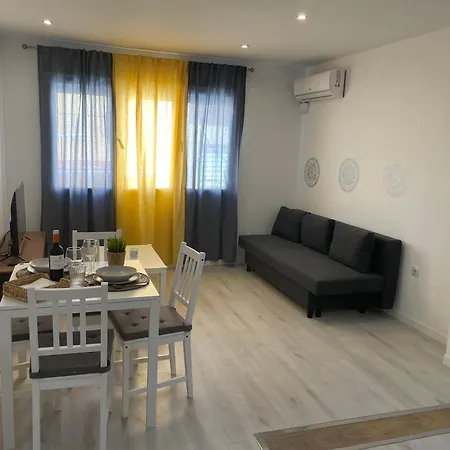 Martina I Apartment Malaga Exterior photo